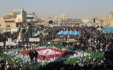 حضور باشکوه مردم یزد در راهپیمایی ۲۲ بهمن 