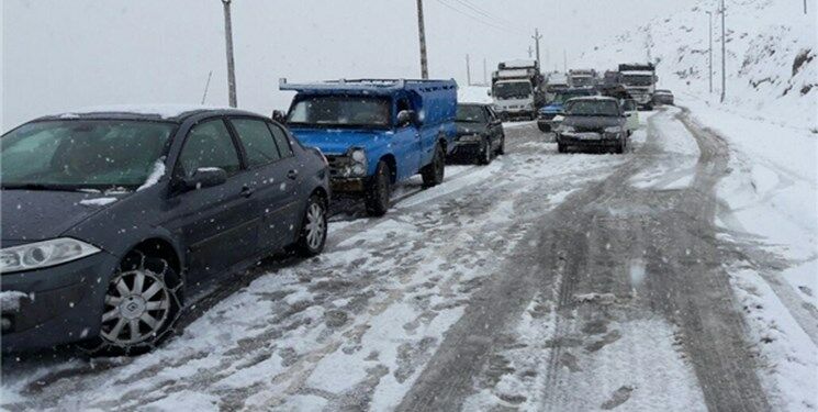 ترافیک سنگین در هراز و فیروزکوه/ محور هراز تا ۲ بامداد یکطرفه شد