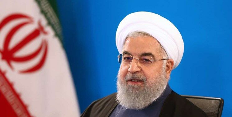 روحانی: دولت الکترونیک راهکار کاهش رانت و اختلاس است