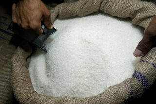 صدور مجوز برای واردات ۶۰۰ هزارتن شکر در سال ٩٨