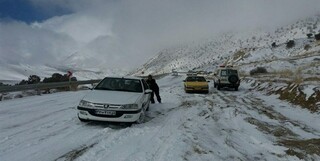 ۳۸ خانواده در جاده های گلستان و گرفتار در برف نجات یافتند