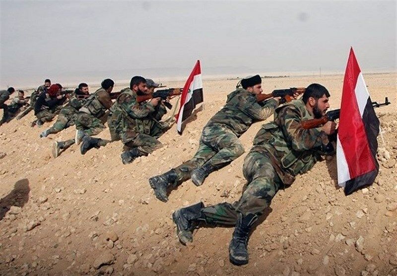  نبرد سنگین ارتش سوریه با تروریست‌ها در حومه جنوبی ادلب
