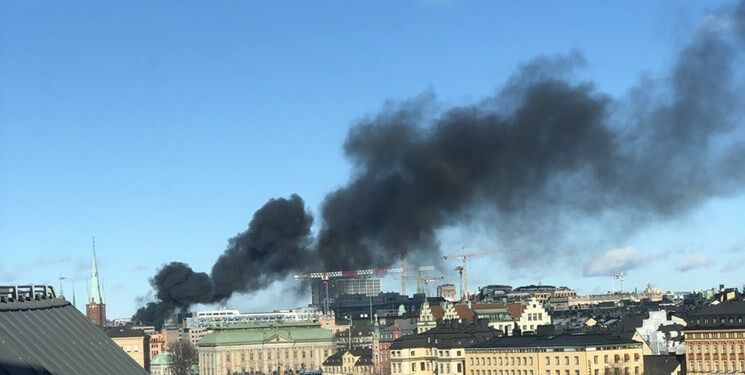 یک اتوبوس در مرکز استکهلم منفجر شد