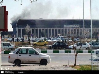 آتش گرفتن بخشی از ساختمان ایستگاه راه آهن مشهد