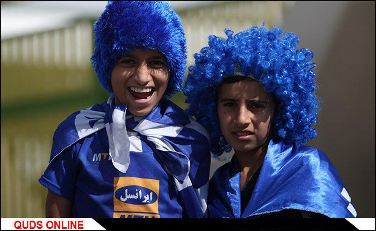 حضور هواداران استقلال مقابل ورزشگاه آزادی +تصاویر