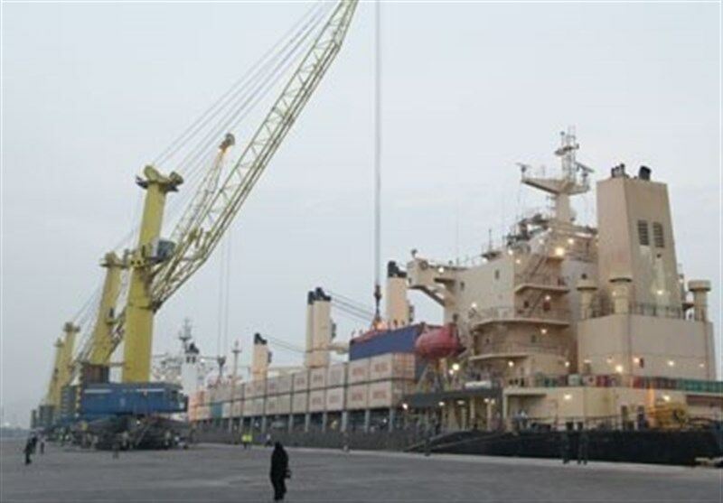  صادرات غیرنفتی ایران ۴۰ میلیارد دلار شد/فقط ۱۰.۵ میلیارد دلار به نیما برگشت 