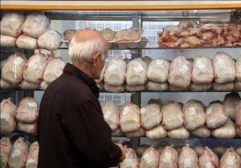  قیمت مرغ در بازار ۱۰۰۰ تومان کاهش یافت
