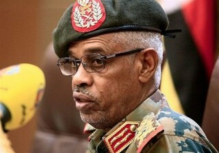  وزیر دفاع سودان از ریاست شورای انتقالی نظامی کناره‌گیری کرد 