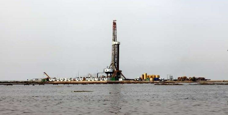 شرکت نفت لیبی دولت را به کاهش تولید نفت تهدید کرد