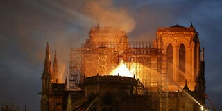 "قلب پاریس" در آتش؛ گنبد و سقف کلیسای "نوتردام" از بین رفت

