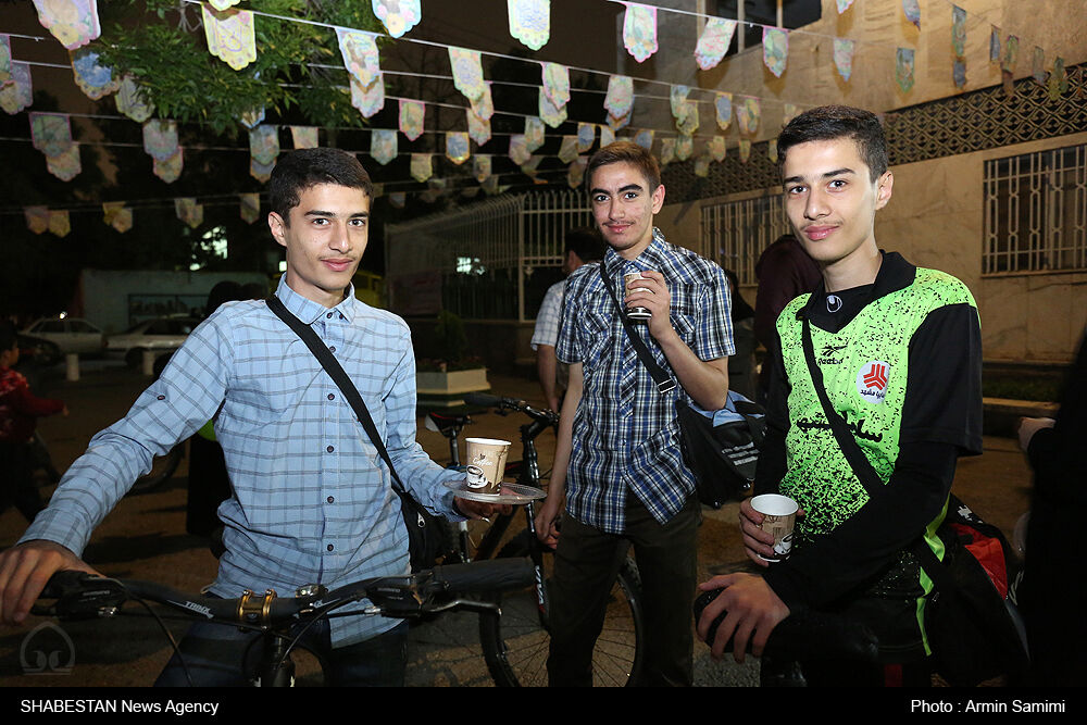 جشن نیمه شعبان در خیابان های مشهد