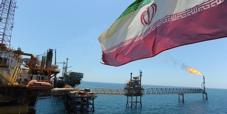  تهدیدات نفتی آمریکا علیه ایران فقط جوهری روی کاغذ است