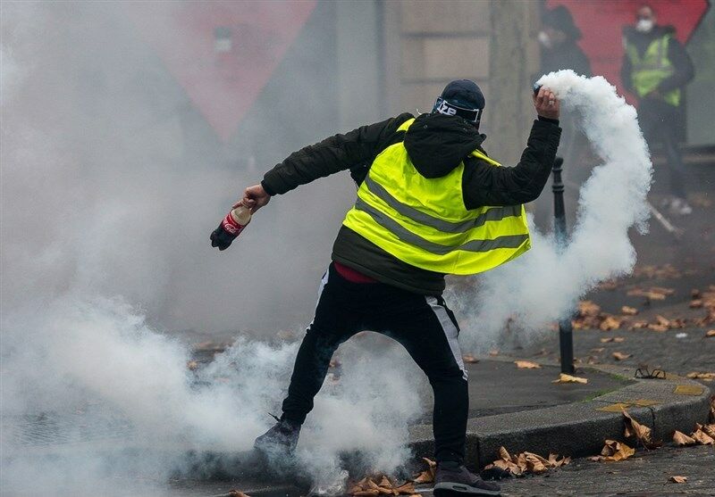  ادامه اعتراضات فعالان جنبش جلیقه زرد فرانسه