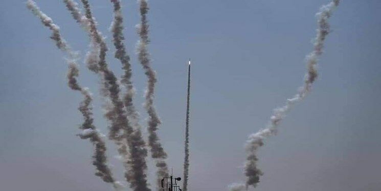 غزه در ۲۴ ساعت گذشته؛ شلیک ۳۰۰ موشک و فرار صهیونیست‌ها به پناهگاه

