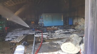 آتش سوزی در انبار ضایعات شرکت پتروکیمیای ابن سینا