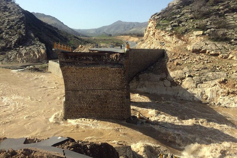 «کاکا رضا»پلی که عیار سنجش سازه‌های قدیم و جدید شد