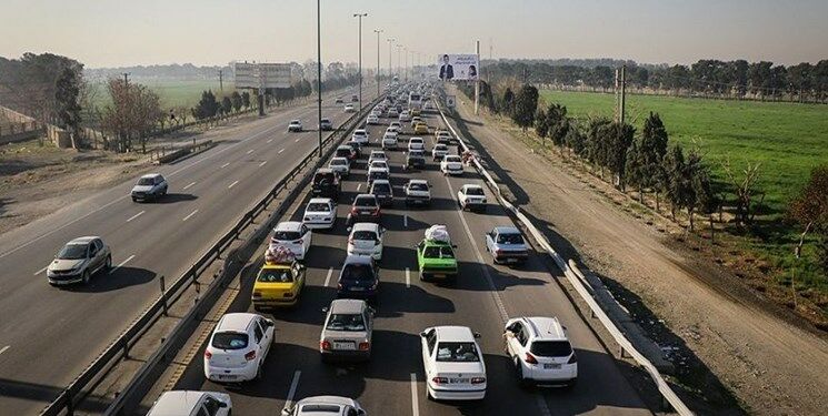 محدودیت ترافیکی جاده‌ها تا روز ۱۱ خرداد/ترافیک سنگین در آزادراه کرج-تهران