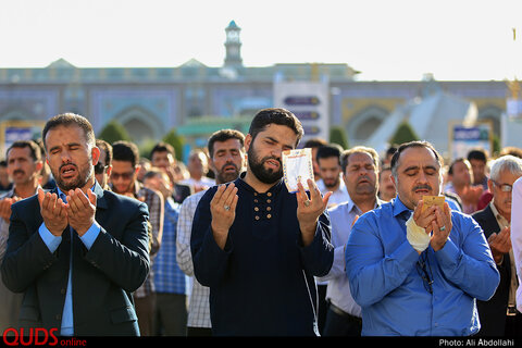 نماز عید سعید فطر در حرم مطهر رضوی