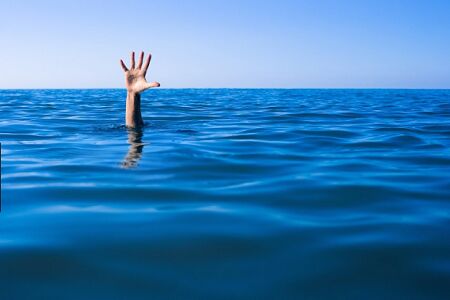 غرق شدن جوان ۱۸ ساله در سواحل شهرستان لاهیجان