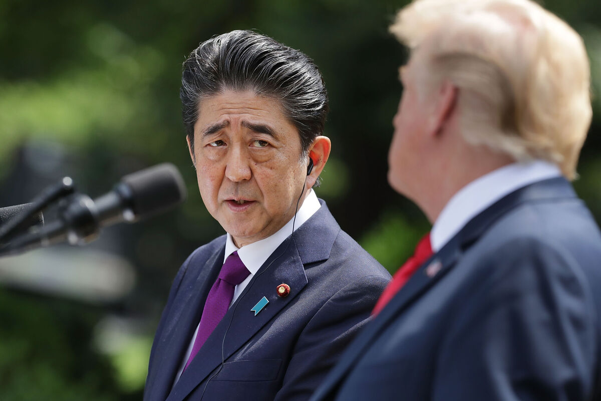 گفتگوی تلفنی نخست‌وزیر ژاپن و ترامپ درباره ایران در آستانه سفر آبه به تهران

