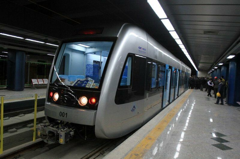 خط ۲ قطار شهری تا مهرماه در ایستگاه های الندشت و کوهسنگی  مسافرگیری نخواهد داشت