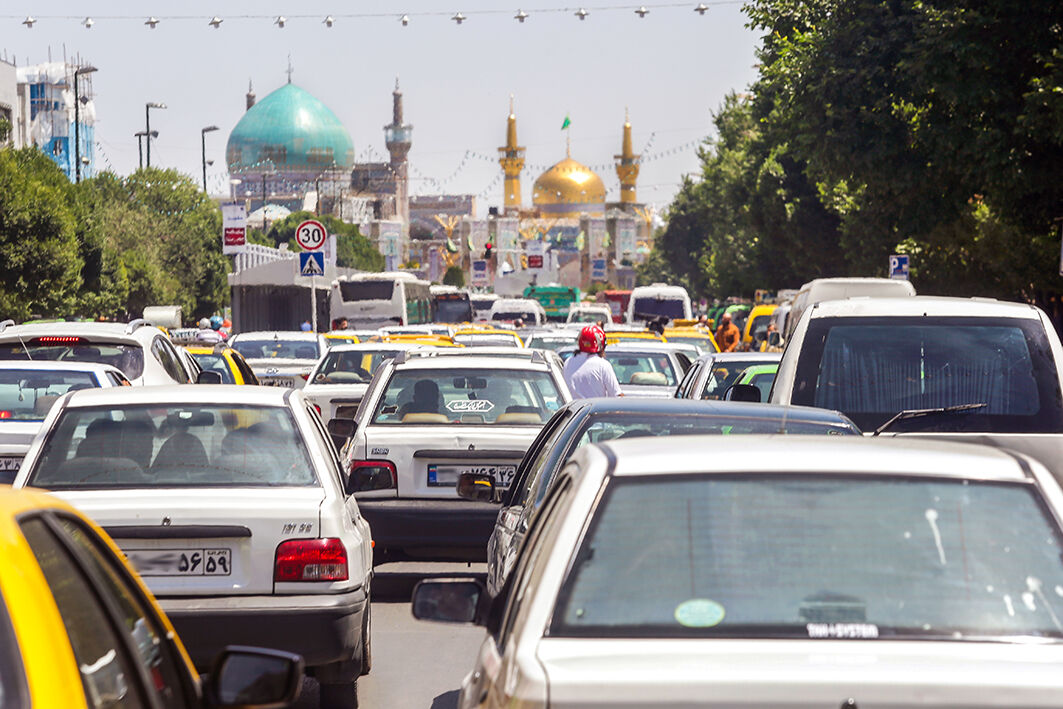 ضرورت توجه مدیریت شهری مشهد به تقویت  زیرساخت های ترافیکی محورهای منتهی به حرم مطهر 