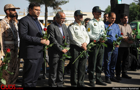 ورود پیکر هفت شهید دفاع مقدس به فرودگاه مشهد