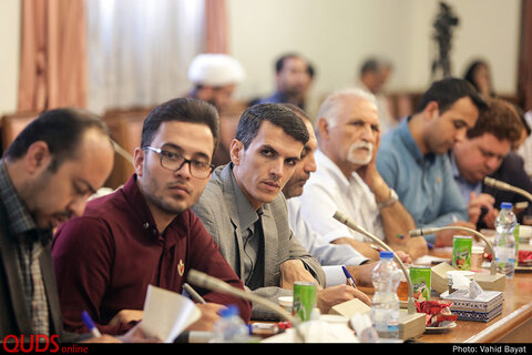 نشست خبری قائم مقام تولیت آستان قدس رضوی در خصوص برنامه‌های دهه کرامت
