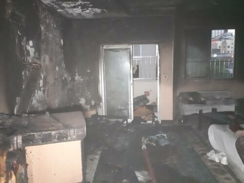 مهار آتش سوزی یک خانه مسافر در مشهد
