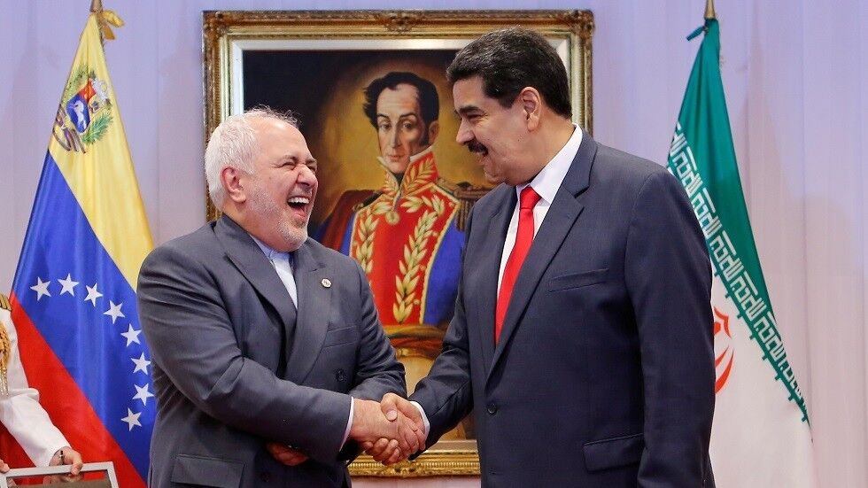 شوخی مادورو باعکاسان: عکس بندازید، ظریف خودش یک پهپاد است+فیلم