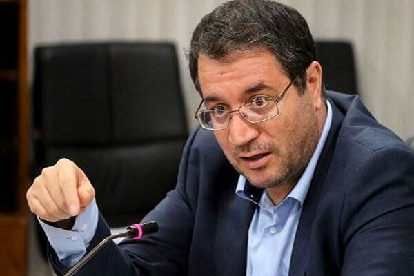 دستور وزیر برای بررسی ادعای ایران خودرو درباره اشتباه سیستمی در اعلام افزایش قیمت‌ها