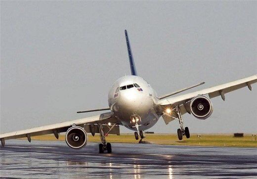 فرود اضطراری یک فروند هواپیمای مسافربری در فرودگاه مشهد
