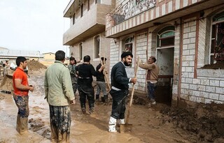 بازسازی واحد های مسکونی در مناطق سیل‌زده توسط بسیج 