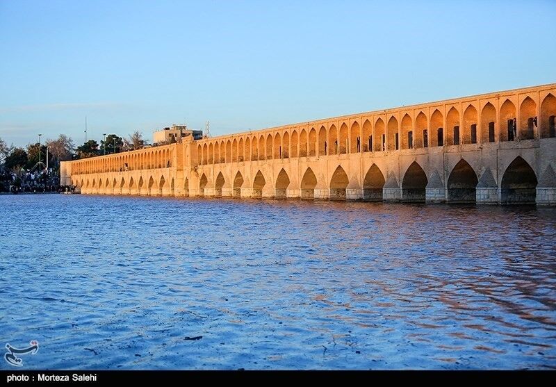 تداوم جریان زاینده رود برای به ثمر رسیدن کشت شرق اصفهان ضروری است