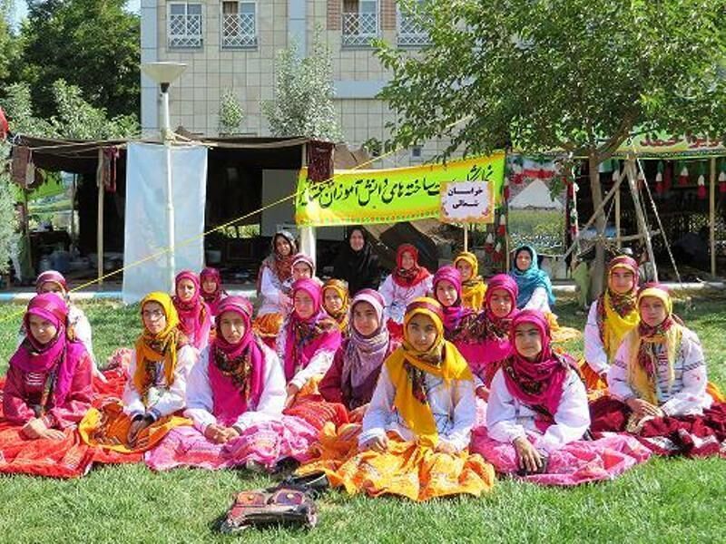 حضور دانش آموزان عشایر شیروان در اردوی ملی عشایر کشور