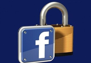 فیس بوک صفحه کاربری عربی رهبر انقلاب را پاک کرد