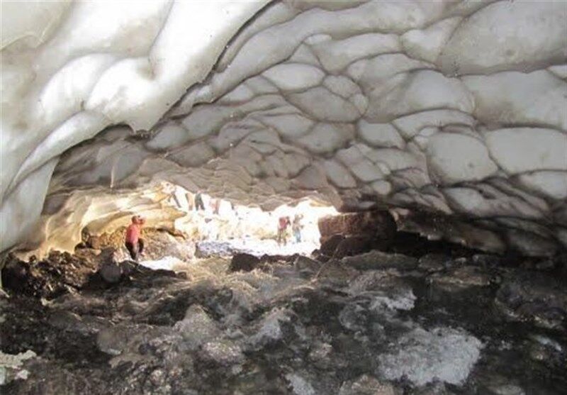 تونل برفی «ازنا» خطر آفرین است