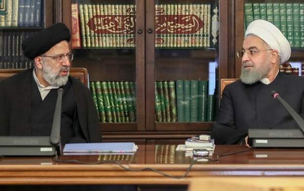 حاشیه های مبارزه با فساد در جلسه سران قوا/ اعتراض روحانی به رئیسی

