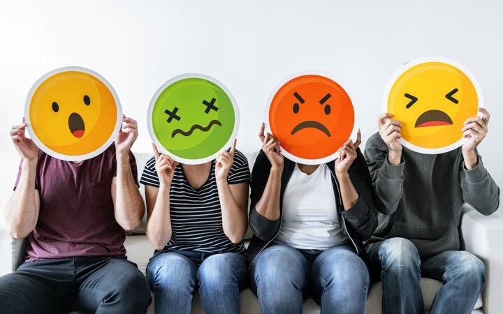 چرا در تشخیص احساسات دیگران اشتباه می‌کنیم؟
