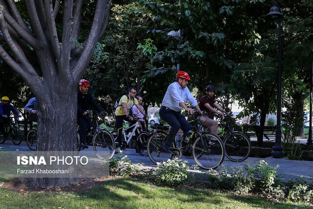تا پایان سال مسیر دوچرخه‌سواری در مشهد را به ۲۰۰ کیلومتر می‌رسانیم