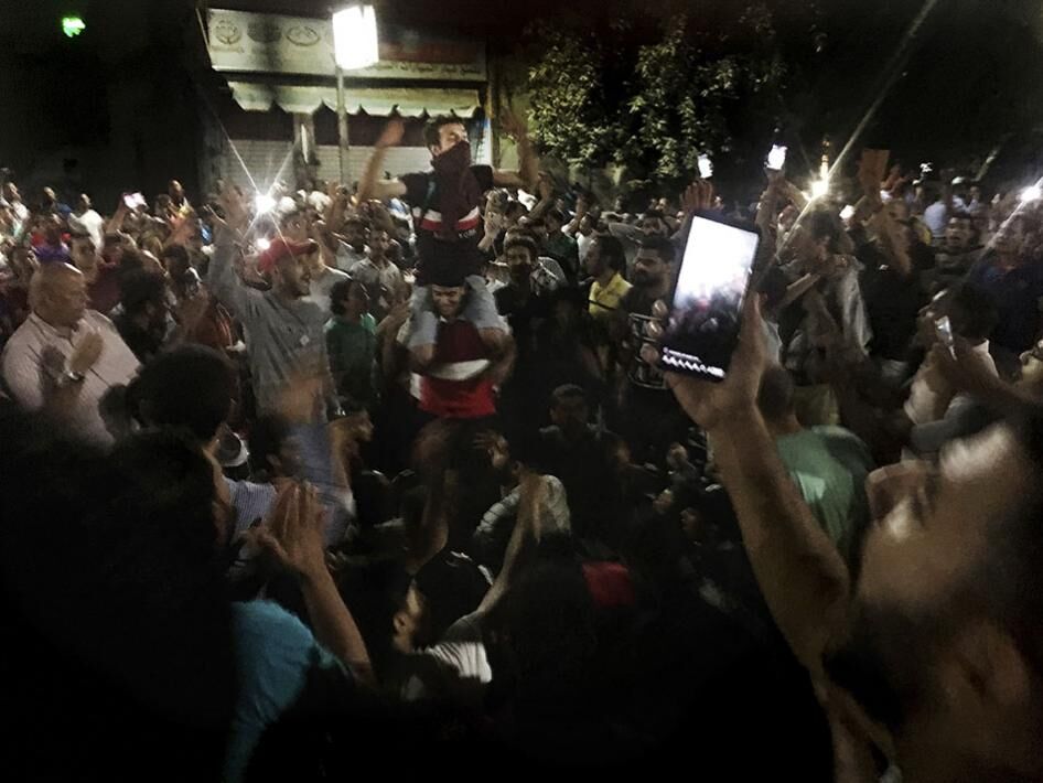 اظهار نگرانی دیده‌بان حقوق بشر از برخورد با معترضان در مصر