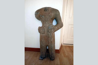 مجسمه سنگی سرباز ساسانی در گرگان رونمایی شد