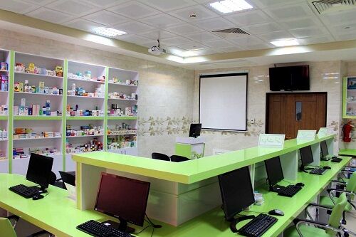 راه اندازی داروخانه مدل آموزشی در دانشکده داروسازی مشهد