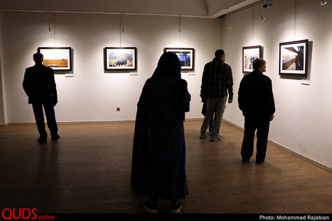 افتتاح نمایشگاه گروهی عکس «چهارده، پنجاه و دو» در نگارخانه رضوان مشهد