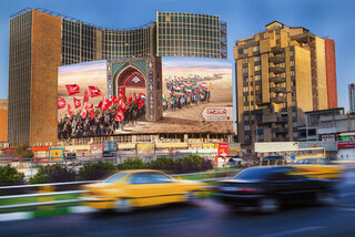 دیوارنگاره میدان ولیعصر(عج) بوی اربعین حسینی گرفت