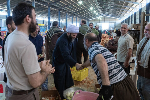 بازدید حجت الاسلام قمی رئیس سازمان تبلیغات کل کشور از موکب و آشپزخانه آستان قدس رضوی در مهران