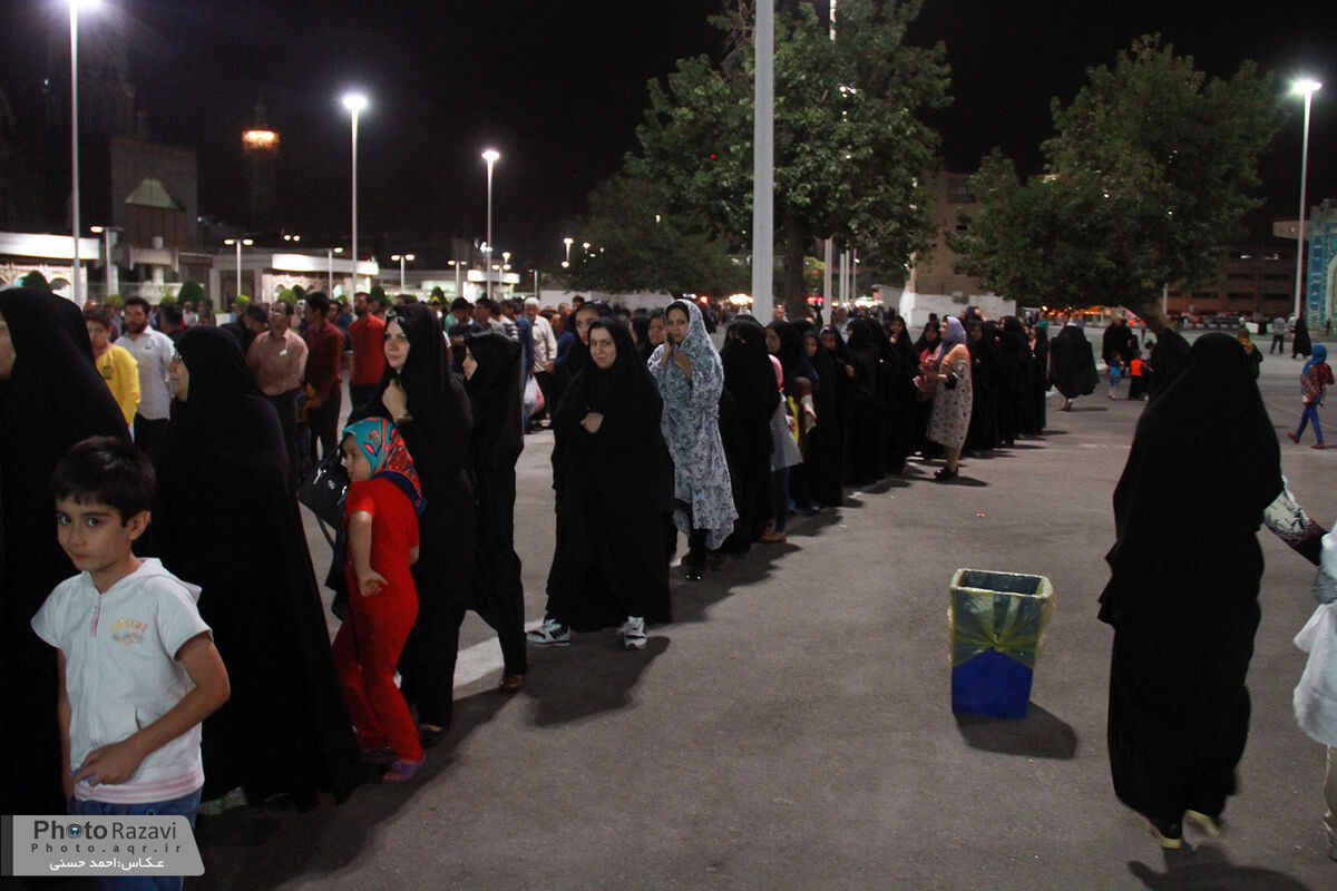 پذیرایی از ۲ هزار زائر پیاده در ایستگاه امام جواد(ع)