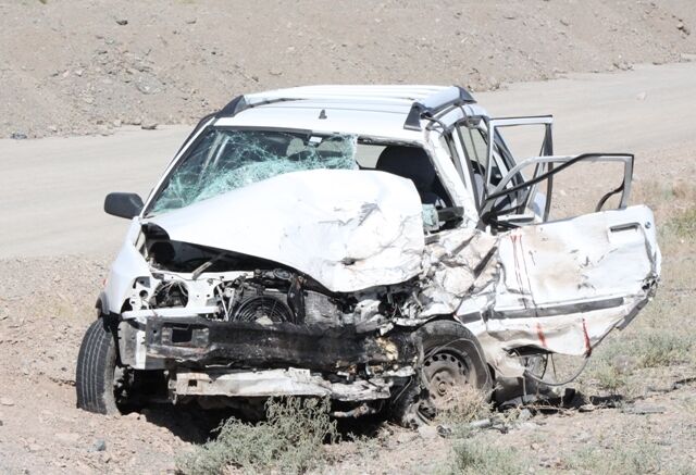 ۶ کشته و ۷ مجروح در حادثه برخورد سه خودروی سواری