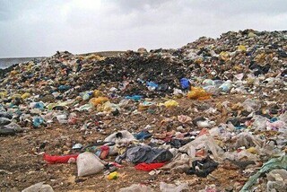 انباشت زباله‌ها در اطراف شهرهای سیستان