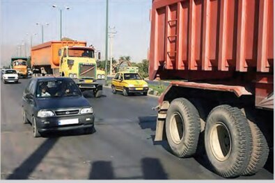 خروج فوری خودروهای سنگین از سطح شهر پیرانشهر